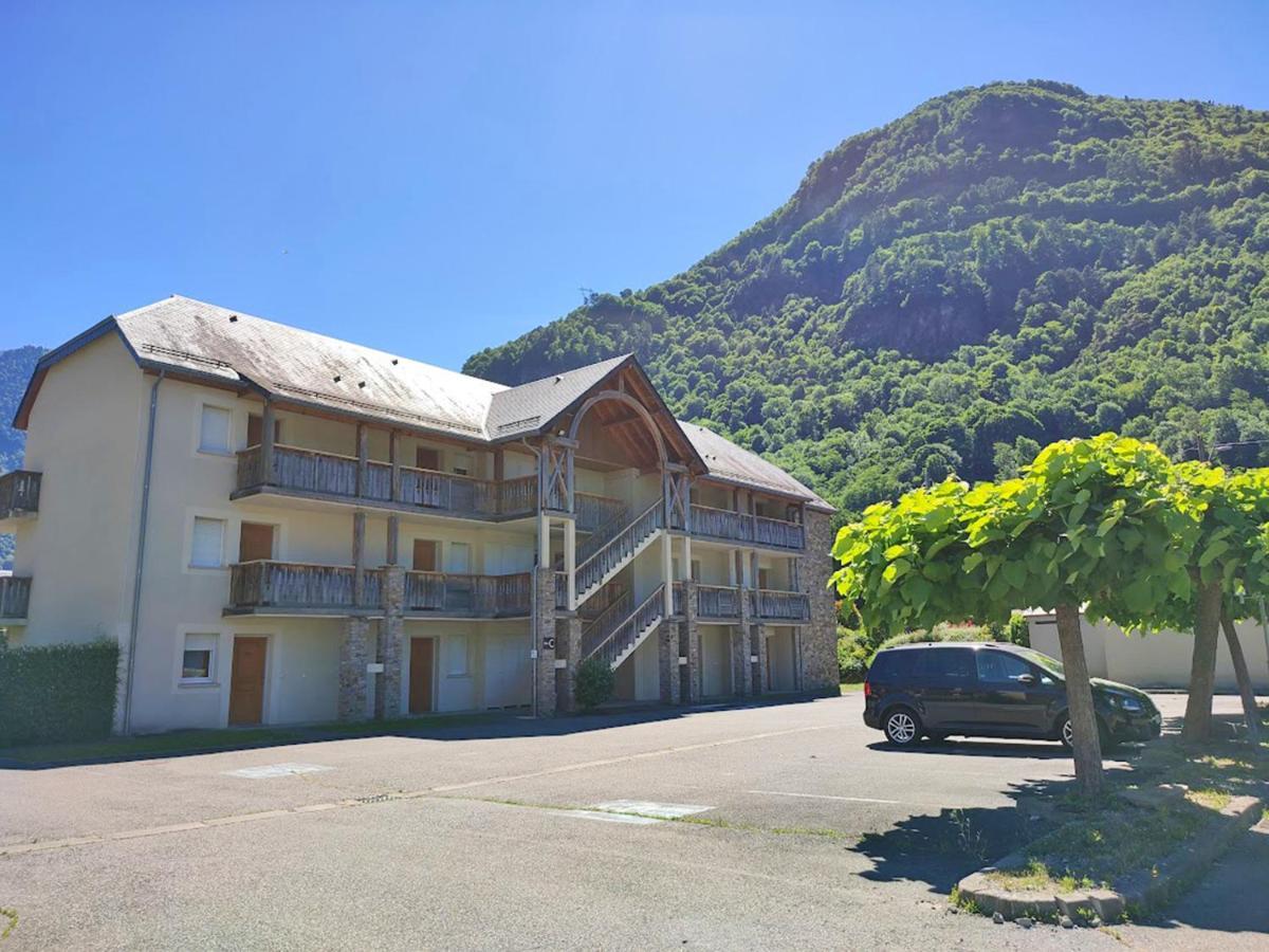 Le 102, T3 Pour 5 Personnes, Vue Montagne, Classe 2 Etoiles Nf, Parking, Piscine En Ete Bagnères-de-Luchon Dış mekan fotoğraf