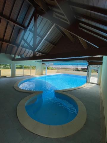 Le 102, T3 Pour 5 Personnes, Vue Montagne, Classe 2 Etoiles Nf, Parking, Piscine En Ete Bagnères-de-Luchon Dış mekan fotoğraf