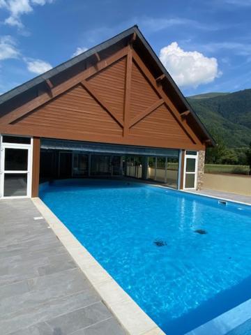 Le 102, T3 Pour 5 Personnes, Vue Montagne, Classe 2 Etoiles Nf, Parking, Piscine En Ete Bagnères-de-Luchon Dış mekan fotoğraf