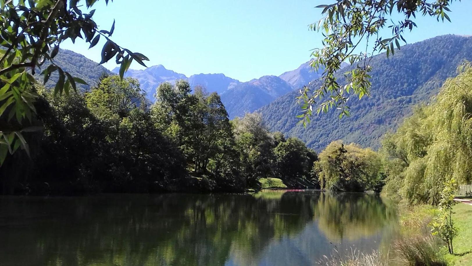 Le 102, T3 Pour 5 Personnes, Vue Montagne, Classe 2 Etoiles Nf, Parking, Piscine En Ete Bagnères-de-Luchon Dış mekan fotoğraf